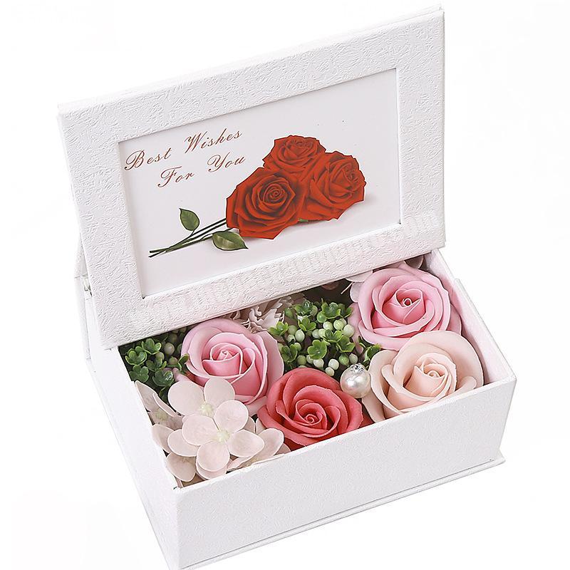 Factory direct selling flower box velvet flowers in a box box with flowers supplier