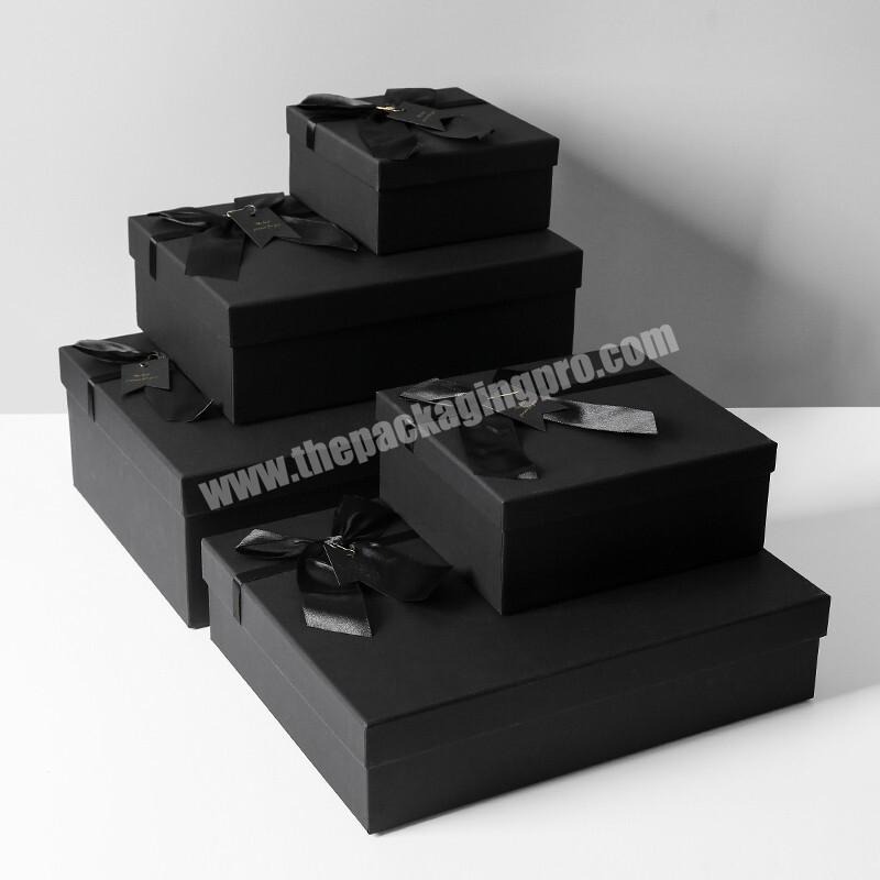 Factory Manufacturer Dried Flowers Led Light Shreded Insert Lipgloss Custom Packing Black Boxes With Logo Printed