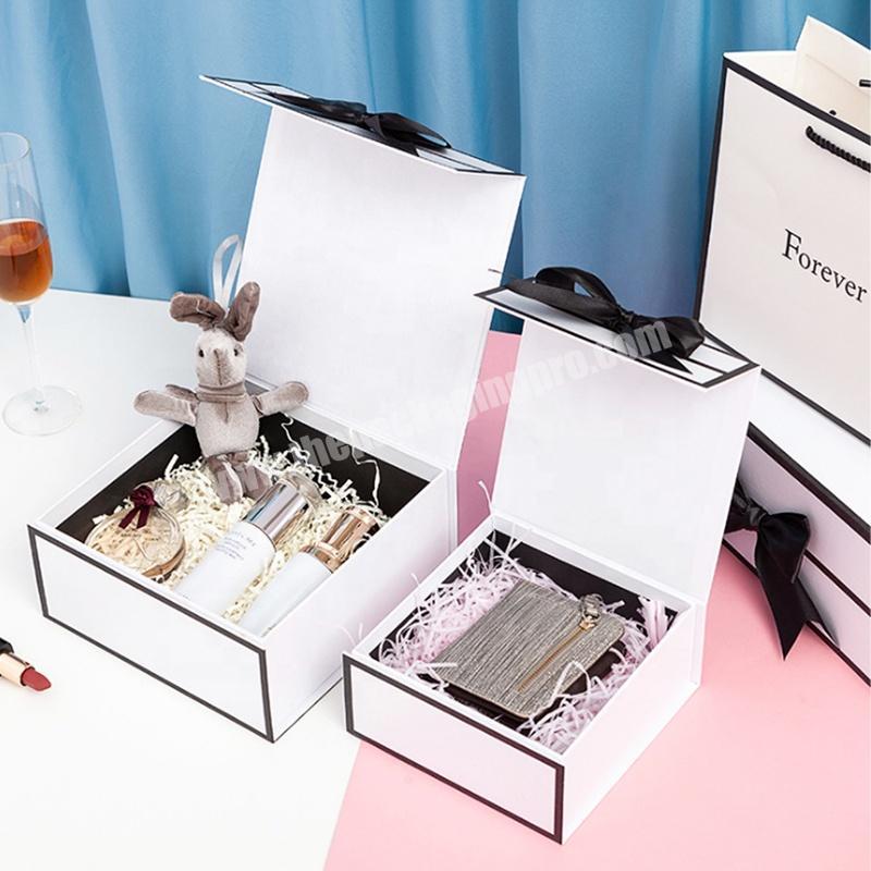 Fancy Paper white Kraft Paoer Gift Box Cardboard Raffia Gift Box Packaging With ribbon