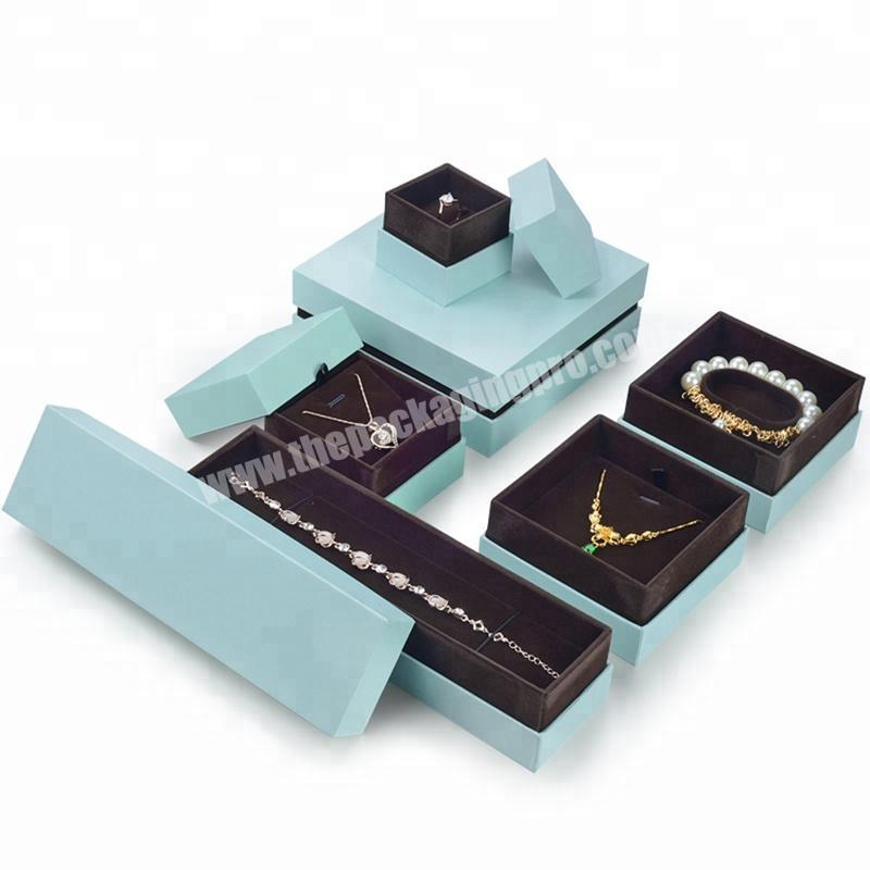 fancy paperboard bangle box with removable foam pad