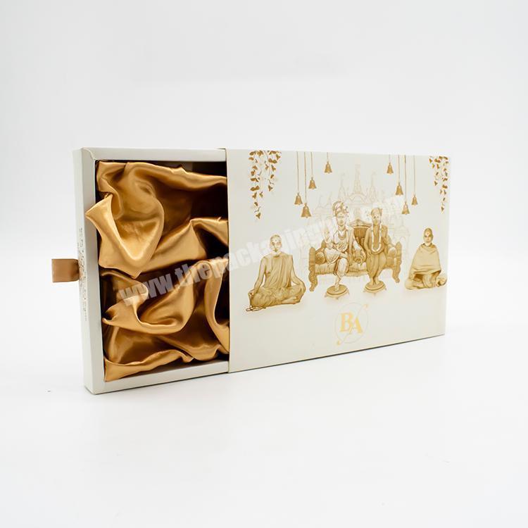 Fashion Luxury handmade folding Gift Paper Box for clothing packaging with silk cloth inlay