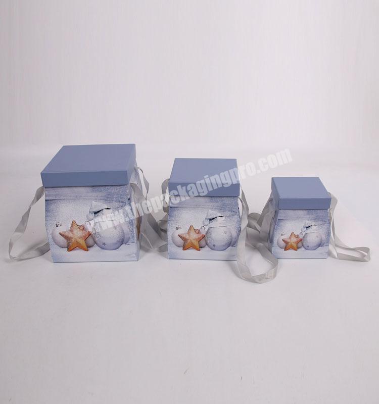 Fashionable Square Cardboard Gift Packaging Boxes With Ribbon Handle