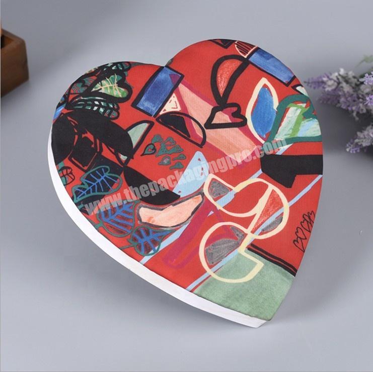 Fire-new Creative Heart Shape Gift Paper Box