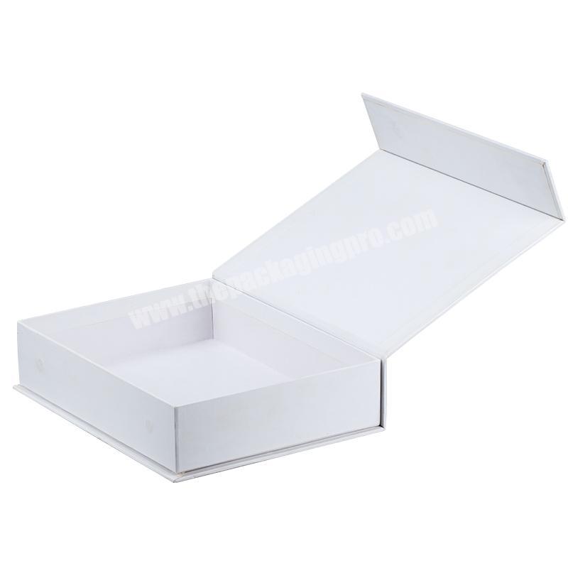 Flap Custom Logo Printed Rigid Paper Cardboard Packaging Luxury white Magnetic Closure Gift Box