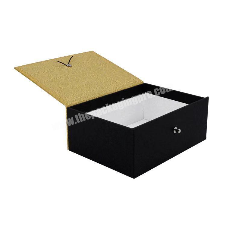 Supplier Flip Lid Square Paper Box Hard Paper Gold Gift Box Cardboard Custom Logo Black Red Big Present Box