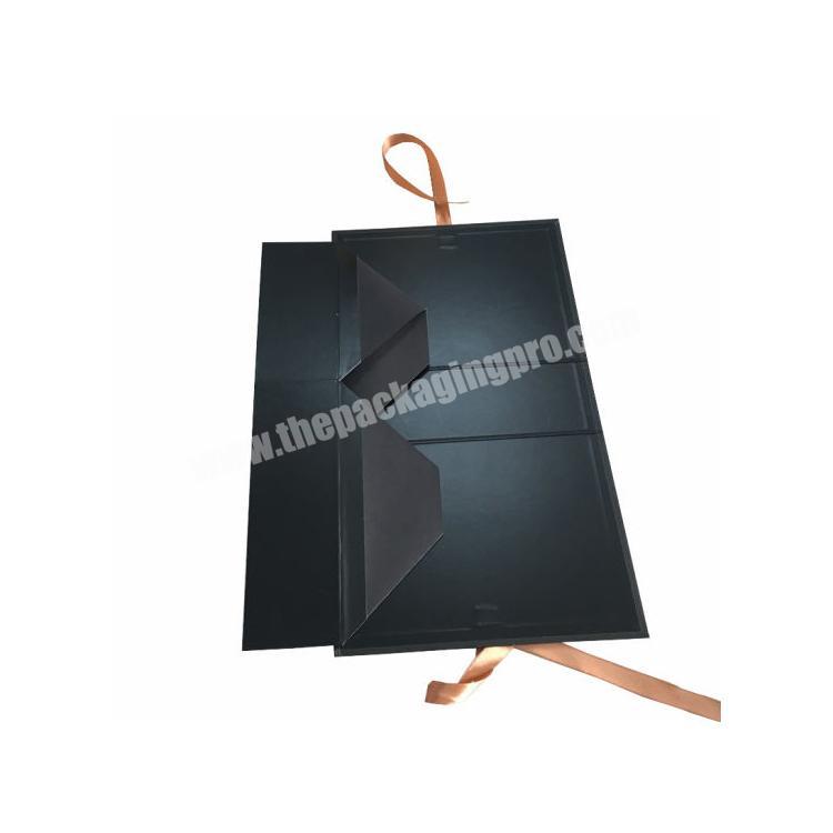Folding Board Paper Packaging Custom Logo Garment Box With Ribbon