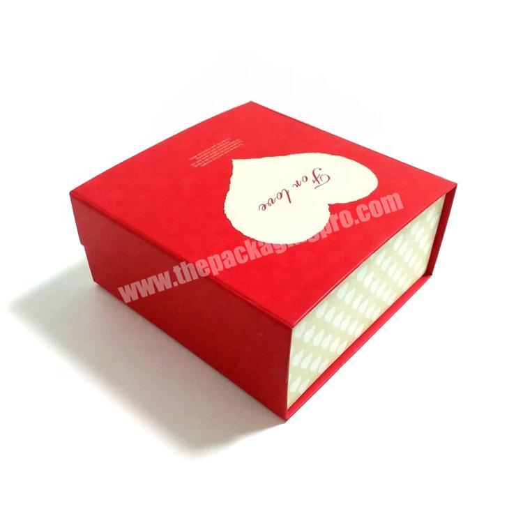 Folding gift box specific color gift box packaging gift box with magnetic closure