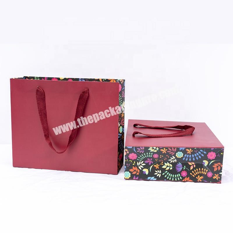 Gaodi OEM Customize Printed Matt Finish Valentine's Day Gifts Paper Bags Scarf Package Bag