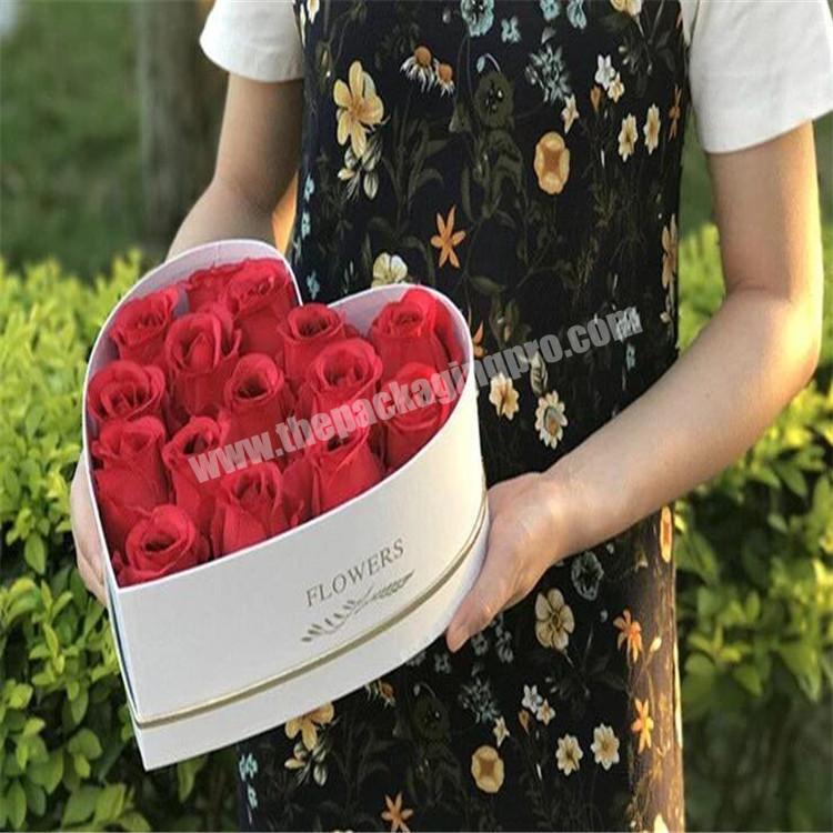 Heart shape luxury hot golden stamping wishing well box wedding packaging use