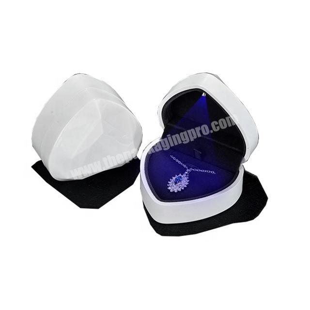 Heart shape plastic luxury irregular jewelry proposal ring box with led light