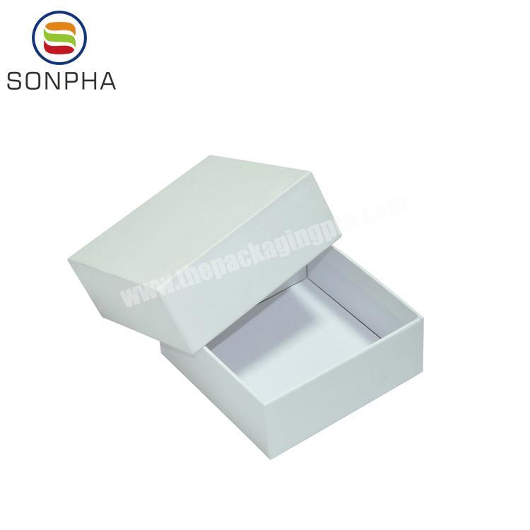 High-end Design Logo Custom White Art Paper Coat Grey Board Gift Packaging Lid and base Box for Clothes