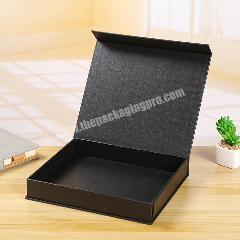 High-Grade Rigid Cardboard Jewellery Hardcover Box With Magnetic Closing Lid