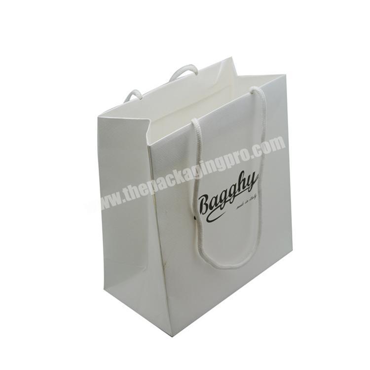 High Quality Brown t-shirt packaging paper bag