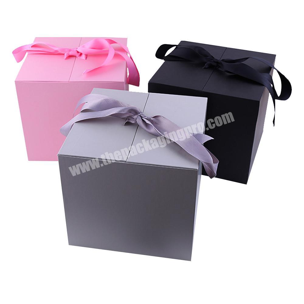 High quality custom design double door opening cardboard heart shape drawer gift box with ribbon handle