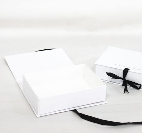 High quality Custom Logo White Foldable Paper Packaging Box Rigid Gift Box with Ribbon Bow