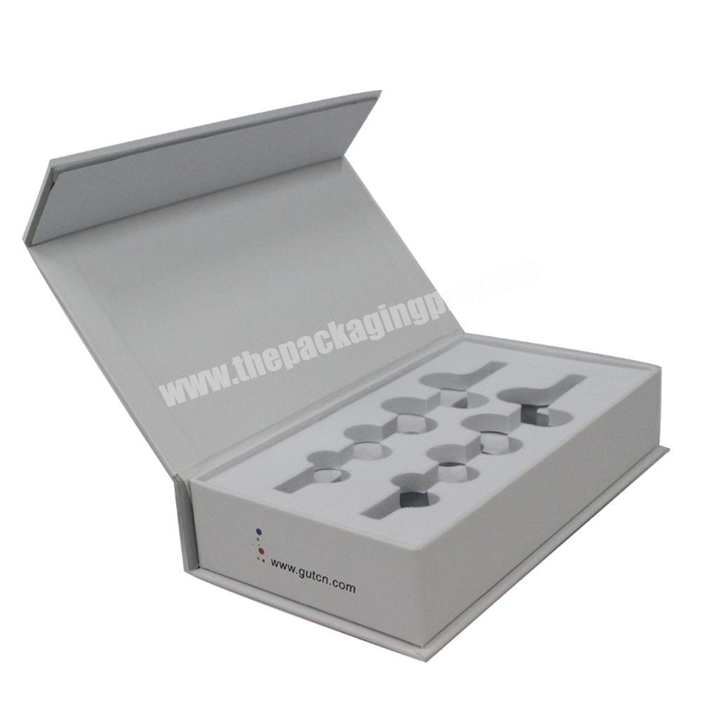 High quality custom white magnetic gift boxes for cosmetics packaging