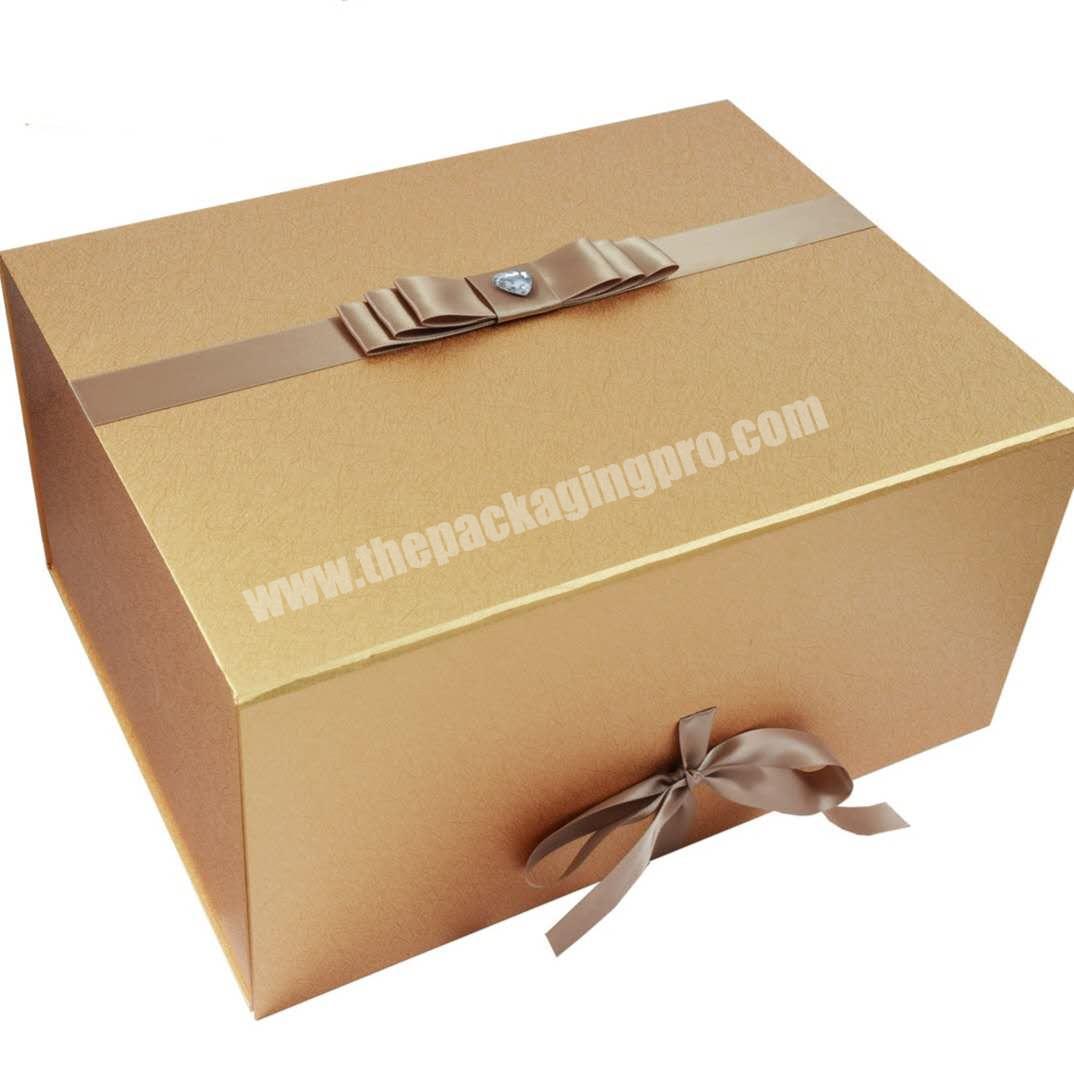 High quality customize design private label  large magnetic closure gift box
