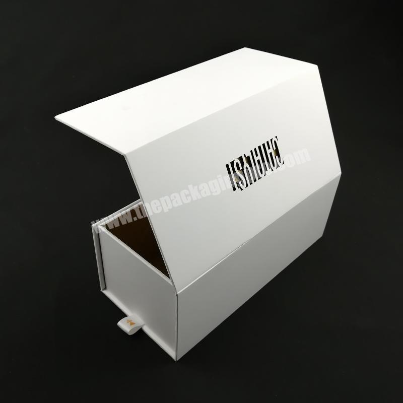 High Quality Fashionable And Concise White Folding Box With Ribbon