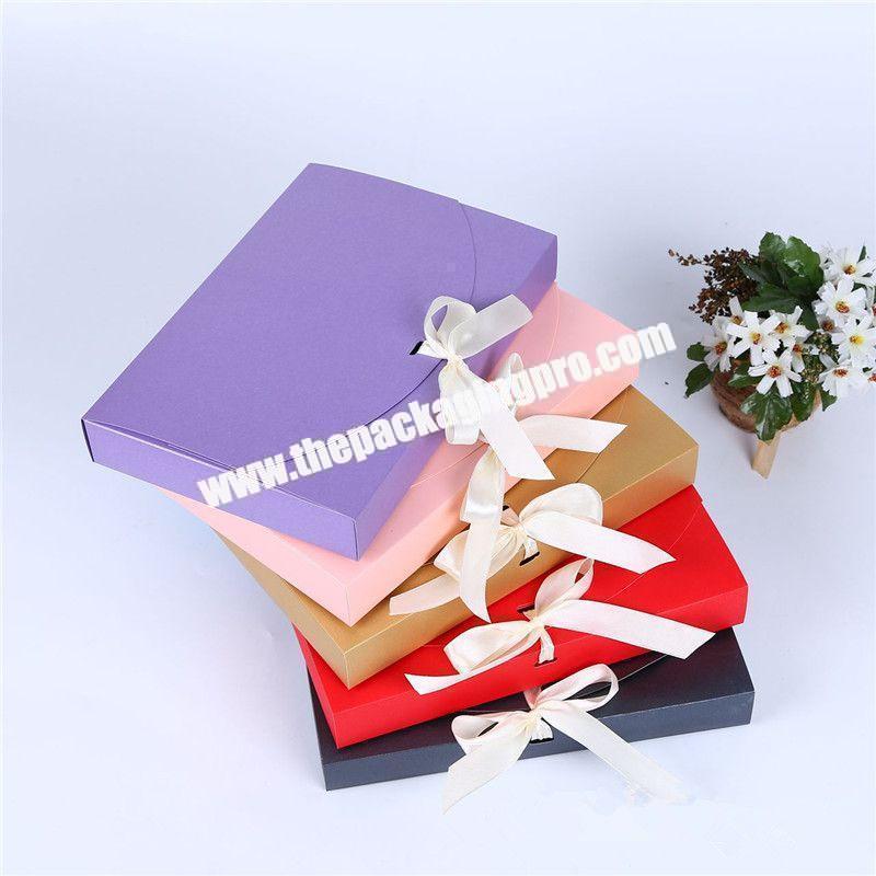 High quality luxury cardboard magnetic custom packaging box For clothing Customized Printed Folding Clothing Packaging Boxes