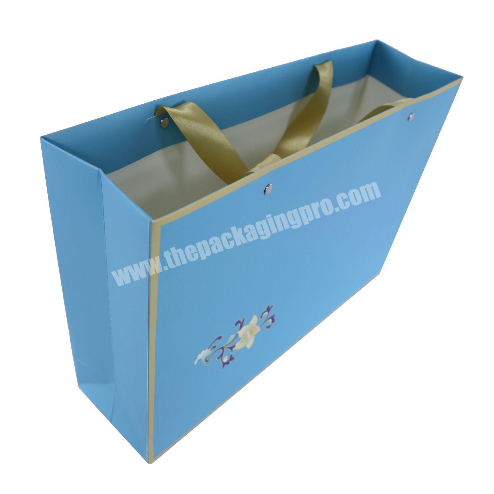 High quality luxury customized paper shopping bag with your own logo