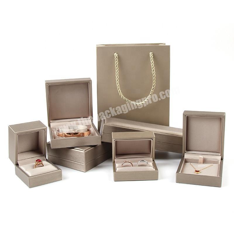 High quality PU leather jewelry packaging gift box set with velvet lining