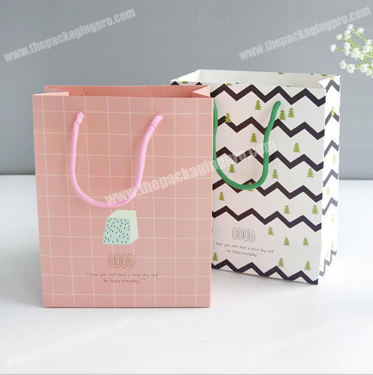 high quality retail paper bag for gift with printed