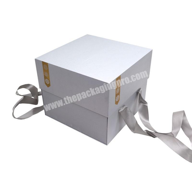 High-quality square elegant packaging box for the packaging of gift flowers