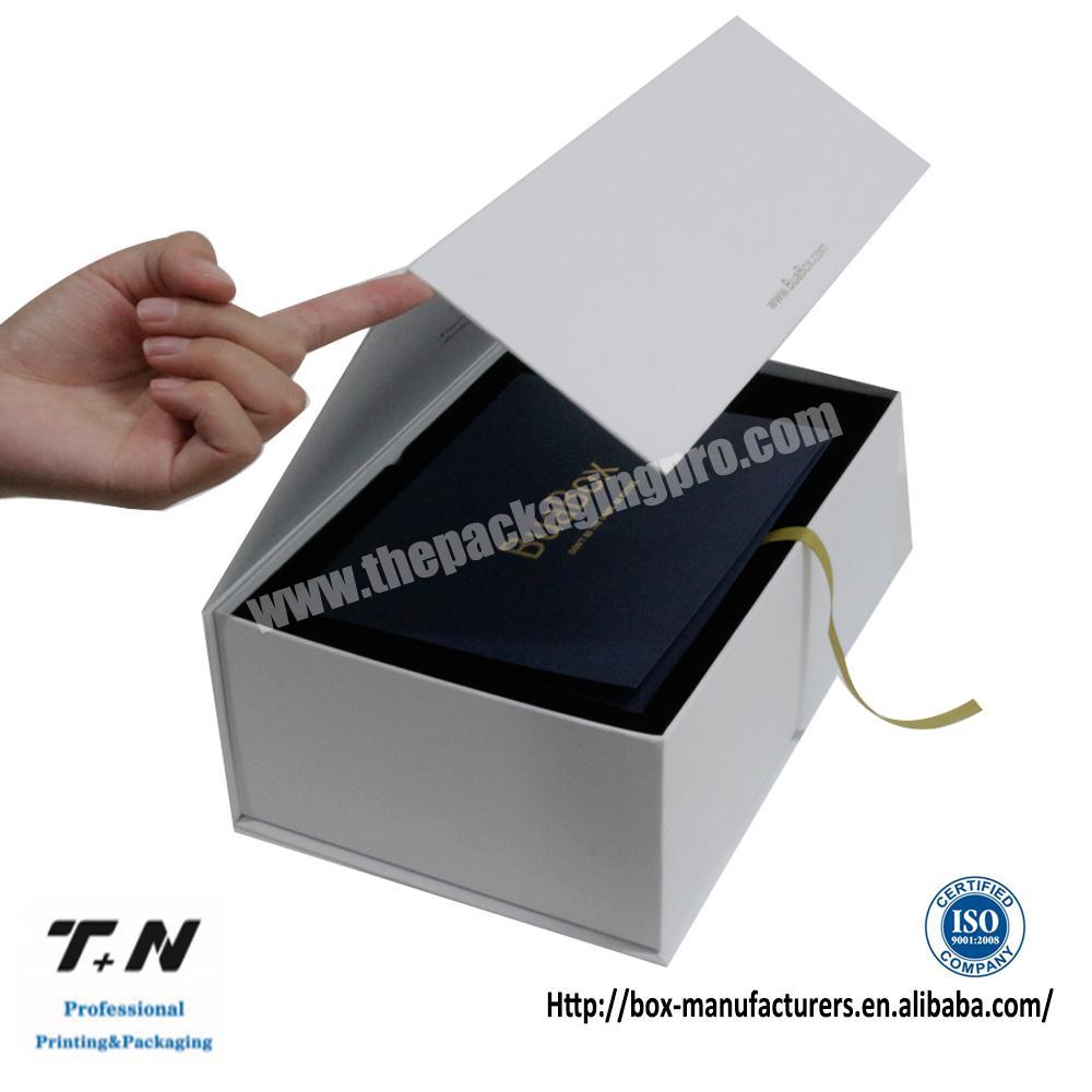 high quality white packaging box jumpsuits winter jacket gift boxes custom