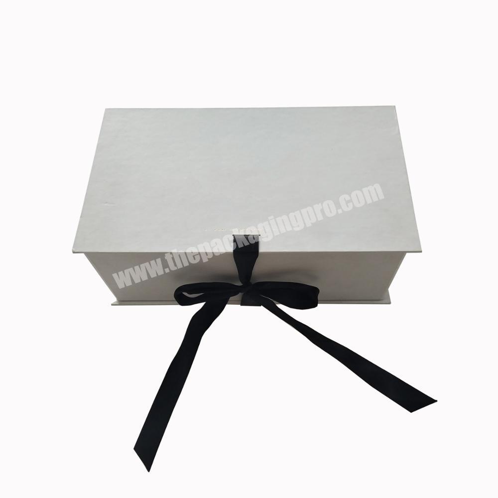 Hot Stamping Logo Matte White Paper Cardboard Magnetic Gift Box With Ribbon For Shirt
