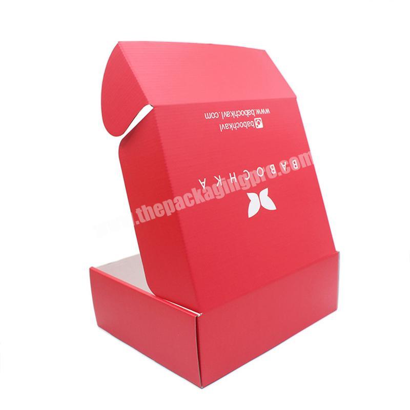 inside white colored red mailer boxes printing with custom design