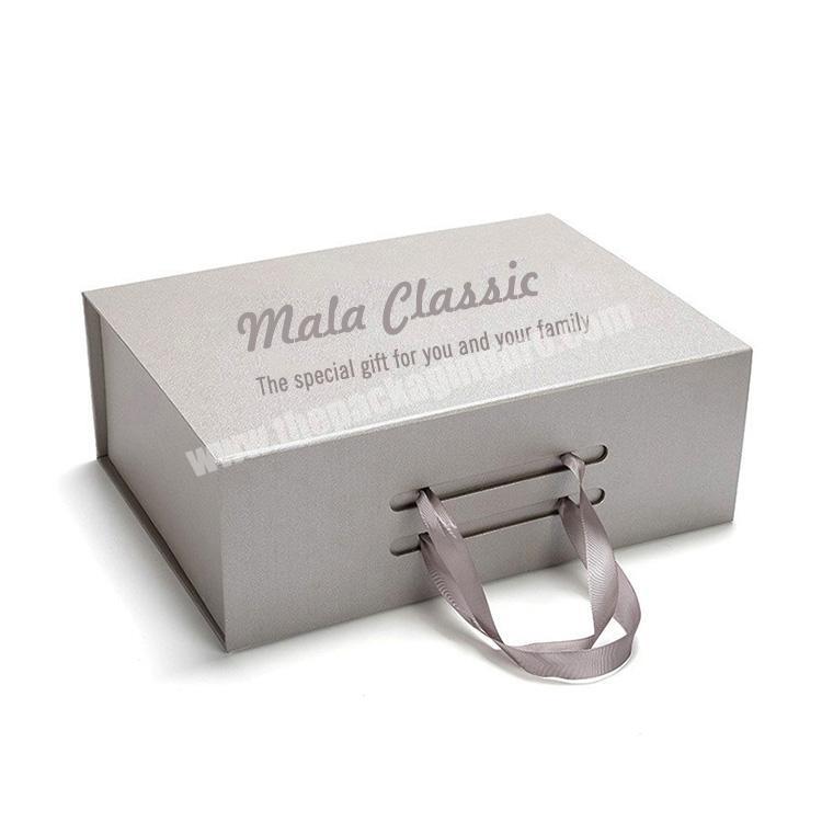 Large cardboard paper package cosmetic packaging boxes clothing box with ribbon handle