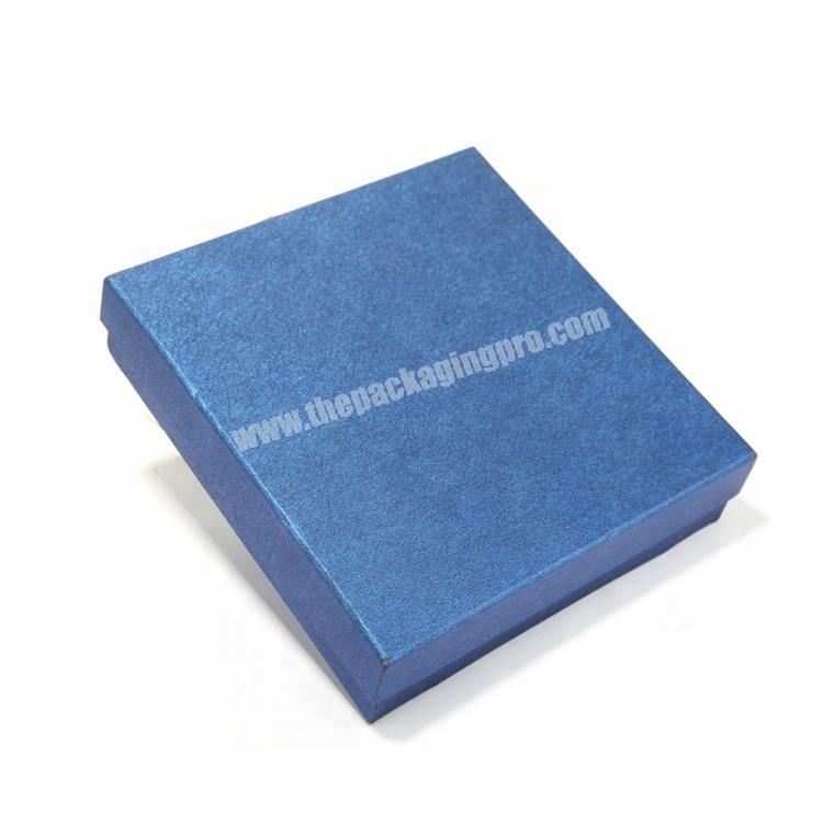 Lid and bottom gift box foam insert with glossy lamination custom paper matches fashion packaging box