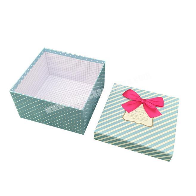 Light Duty Baby Clothing Gift Box With Small Paper Box