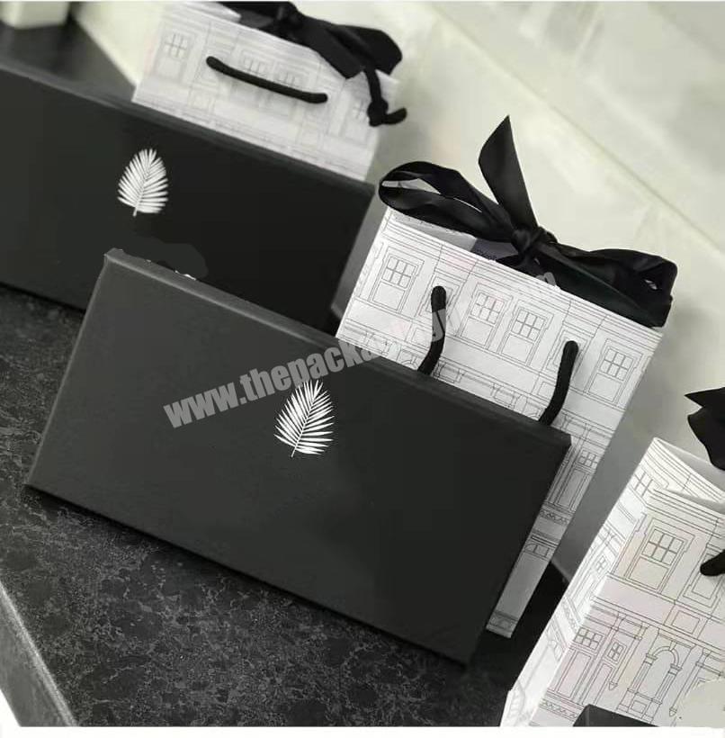 Logo gift paper bag factory price high end gift bag clothes bag paper box for packaging