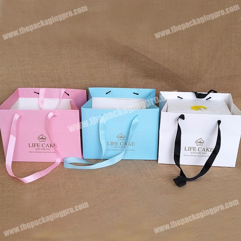 Low cost snack paper gift bag,handle paper bag