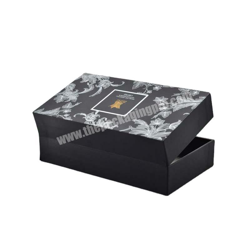 Luxury Black Book Shaped Rigid Cardboard Foldable Gift Box Custom  Clamshell Gift Box
