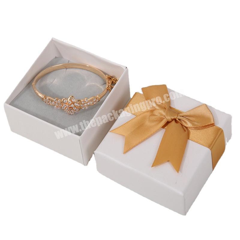 Luxury Cardboard paper jewelry bracelet gift box packaging for wedding party