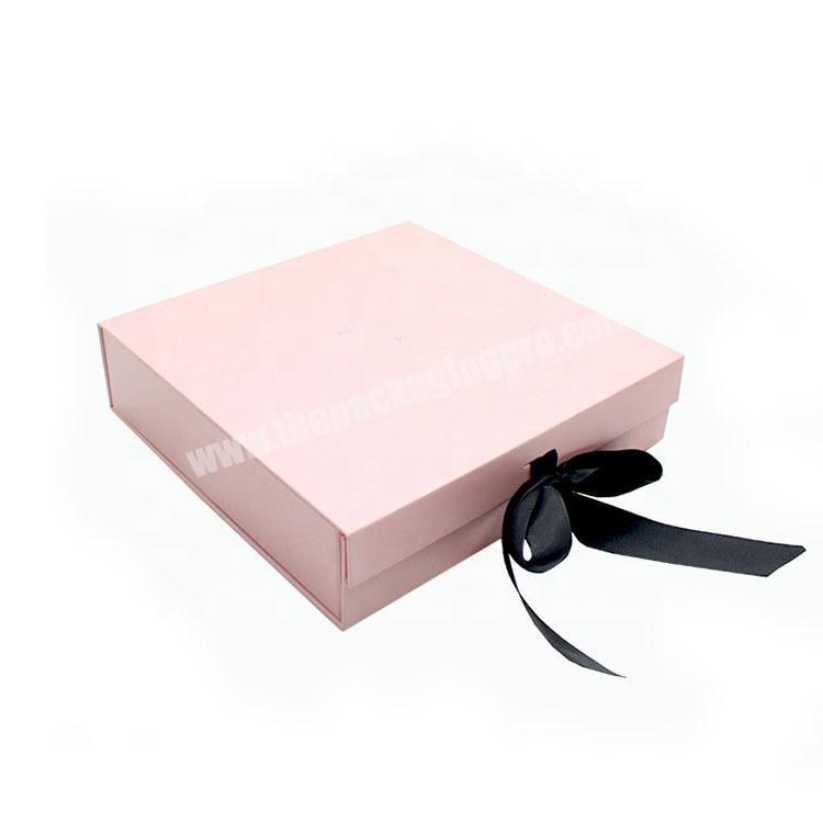 Luxury Custom Cardboard Paper Packaging Folding Gift Box With Ribbon Closure