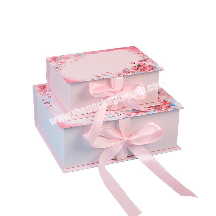 Luxury custom hot stamping logo CMYK printing paper folding gift box