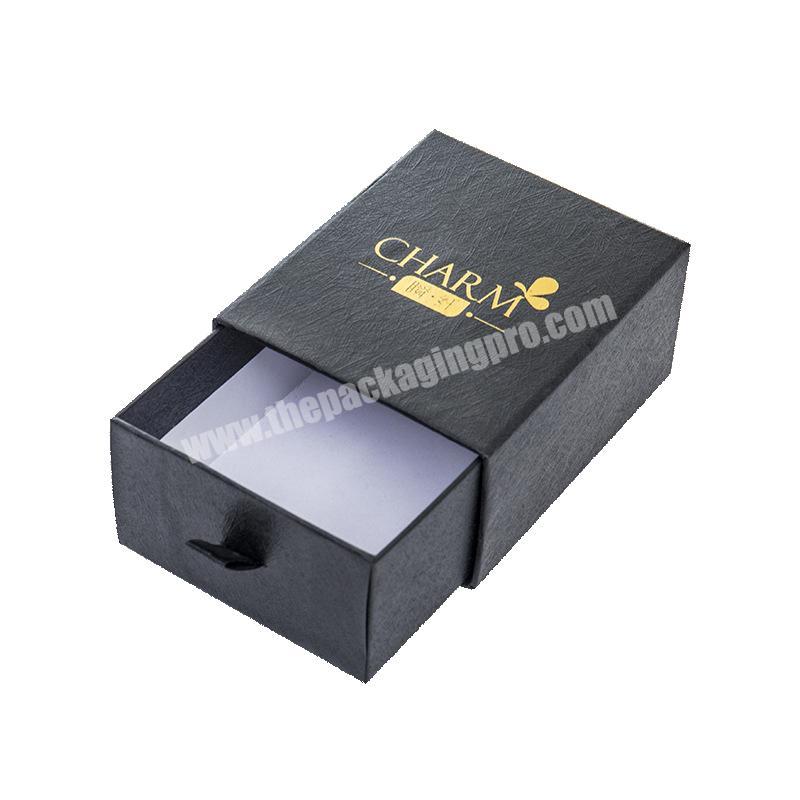 Luxury custom logo recyclable feature foil stamping cardboard gift boxes packaging sliding drawer with ribbon