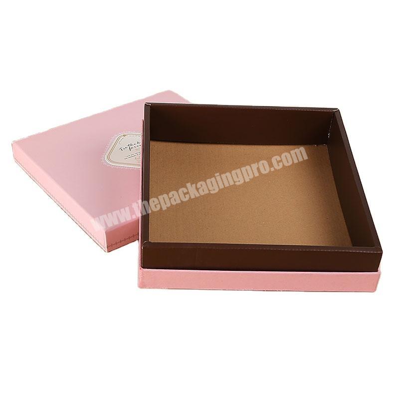 Luxury custom pink rigid cardboard gift packaging box lifting box product packaging cosmetic packaging  hot stamping gold foil