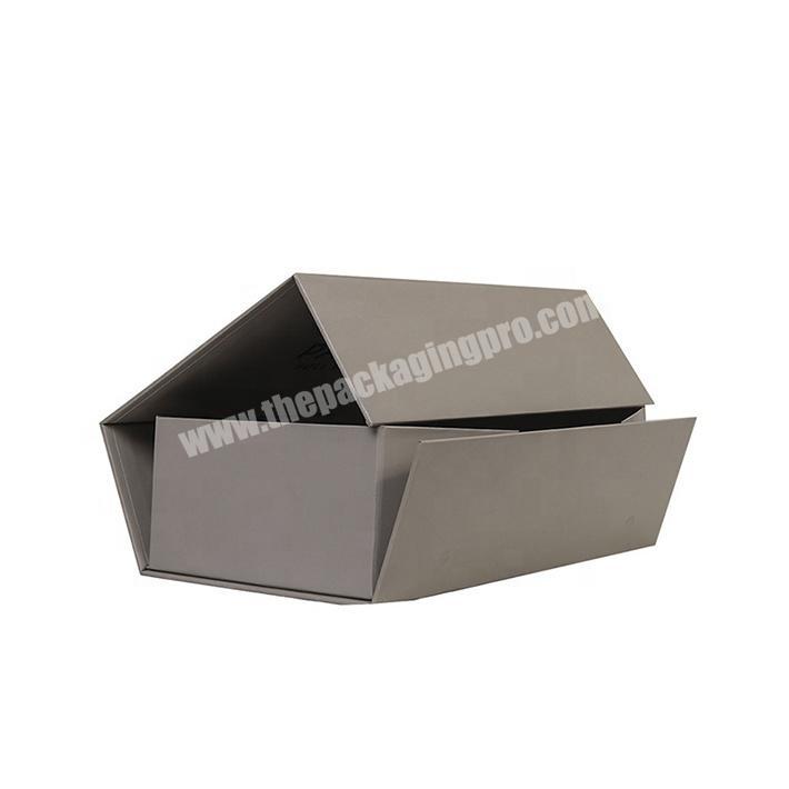 Luxury custom printing retail clothing garment shoes foldable packaging box manufacturer