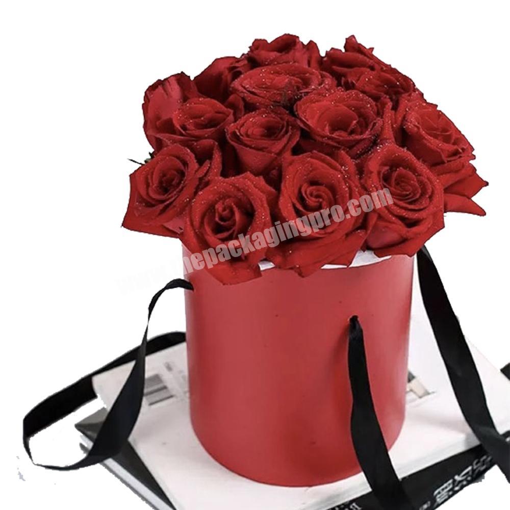 Luxury Design Artifical Flower In Box Florist Box Roses In Round Shaped Box