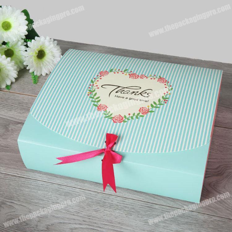 Luxury fancy heart shaped packing wedding dress boxes