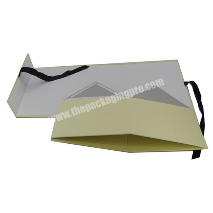 Luxury folding Paper Gift Box For Present Custom Packaging Wholesale