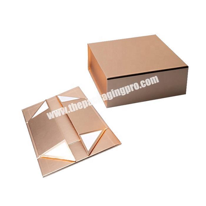 Luxury folding paper packaging box with magnetic lid