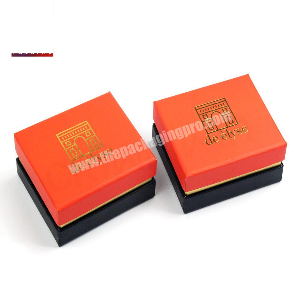 Luxury Gold Gift Paper Box For Scarf Crownwin Packaging