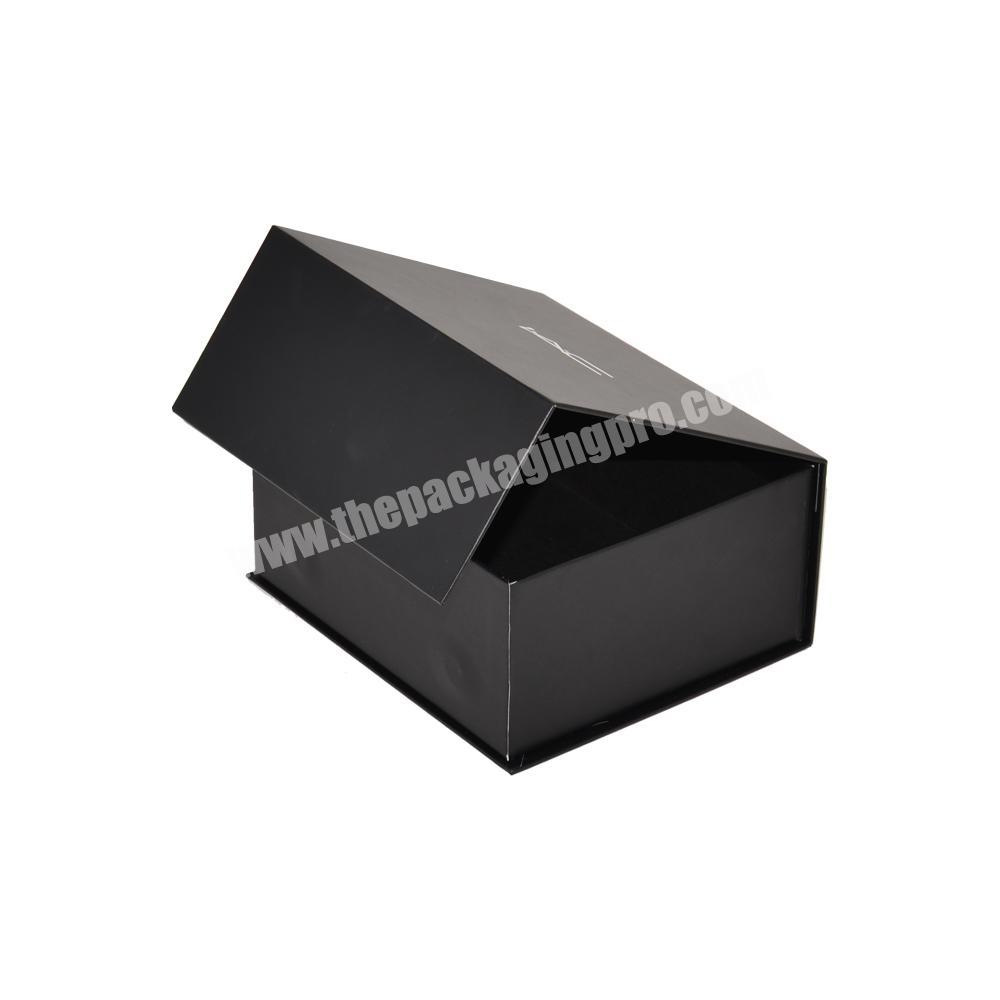 Luxury Make Up Gift Box, Gift Lipstick Matt Black Packaging Box Magnetic Closure With Custom Insert