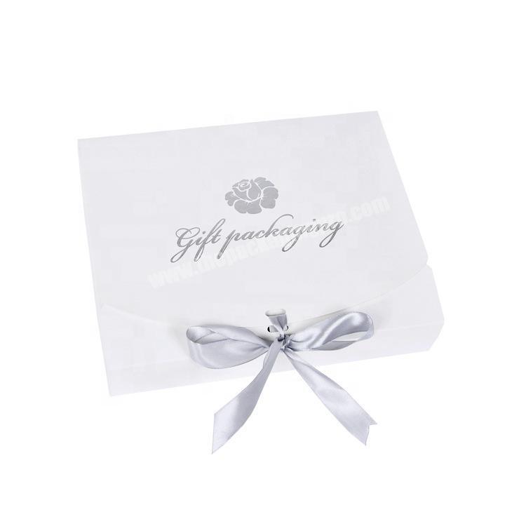 Luxury Paper White Box Packaging Clothing Gift Box With Ribbon
