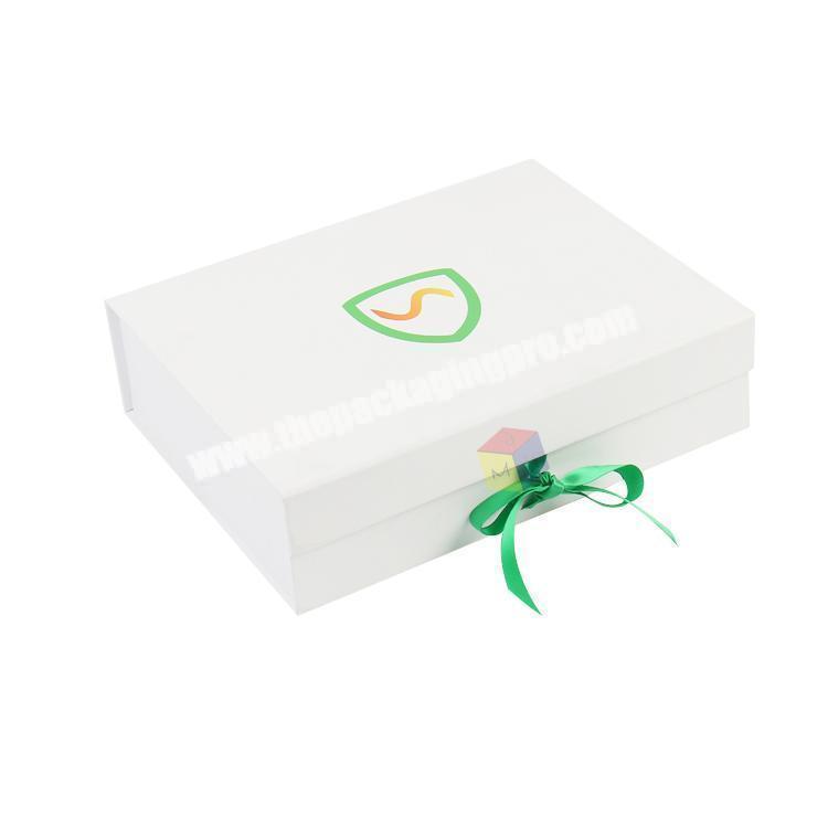 luxury recyclable gift packaging garment box with ribbon